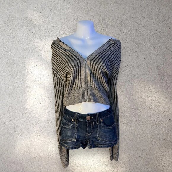 H&M Divided Rib-Knit Zip Up  Long sleeves cardigan Size: M - Picture 3 of 9